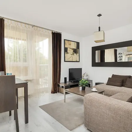 Przestronny W Krakowie Z Biurkiem, Parkingiem I Wanna By Renters شقة كراكوفيا