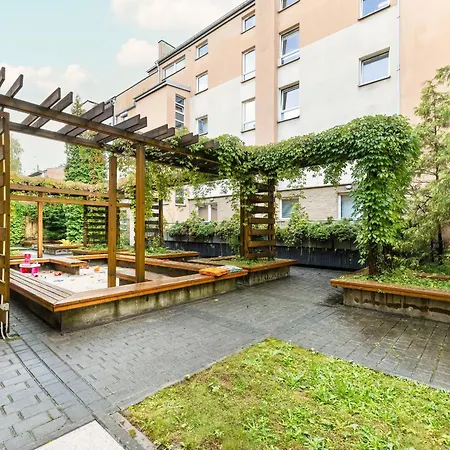 Przestronny W Krakowie Z Biurkiem, Parkingiem I Wanna By Renters * كراكوفيا